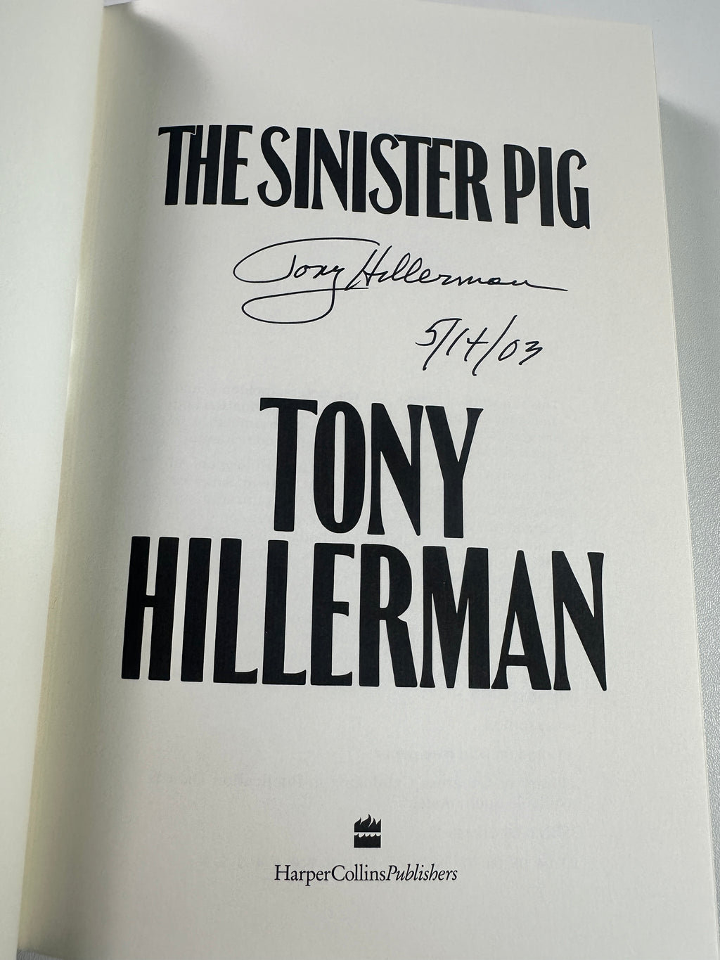 The Sinister Pig (A Leaphorn and Chee Novel) SIGNED by Tony Hillerman