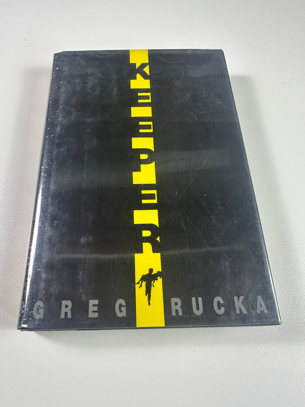 Keeper (Atticus Kodiak #1) by Greg Rucka | First Edition